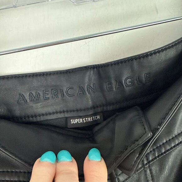 American Eagle super Stretch Faux Leather Shorts Hi-Rise Black Plus Size 16 EUC - Picture 6 of 11